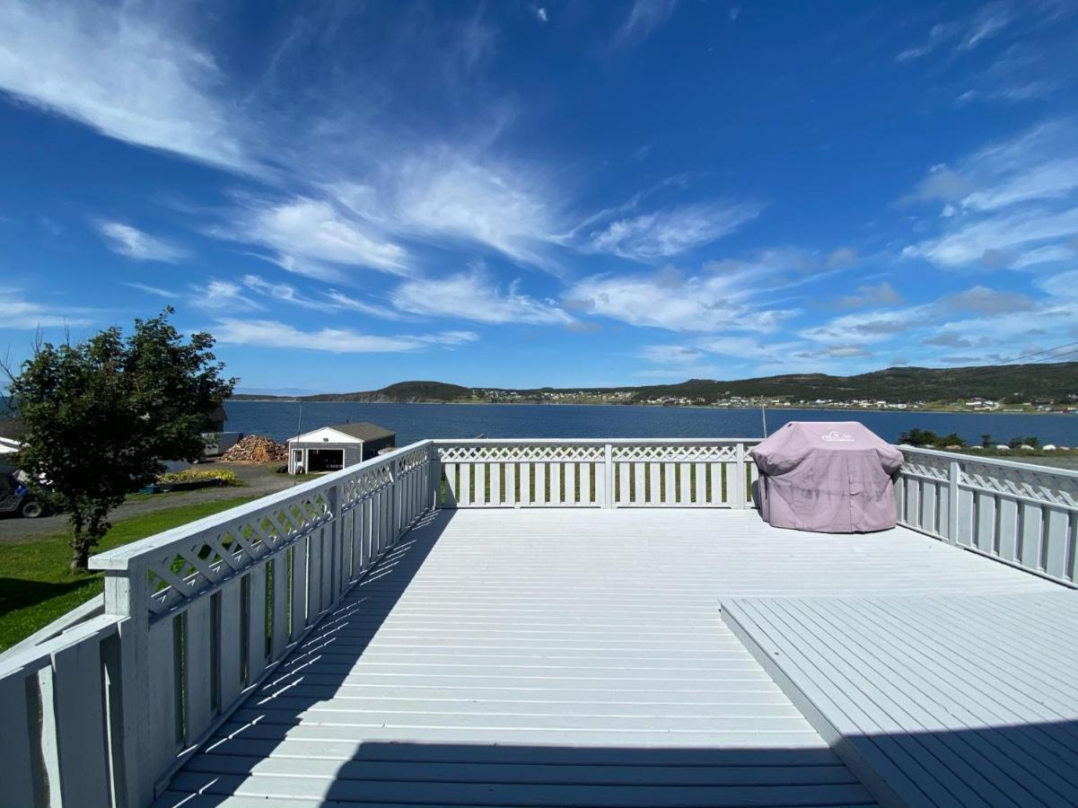 Rocky Harbour Oceanfront Villa Kültér fotó